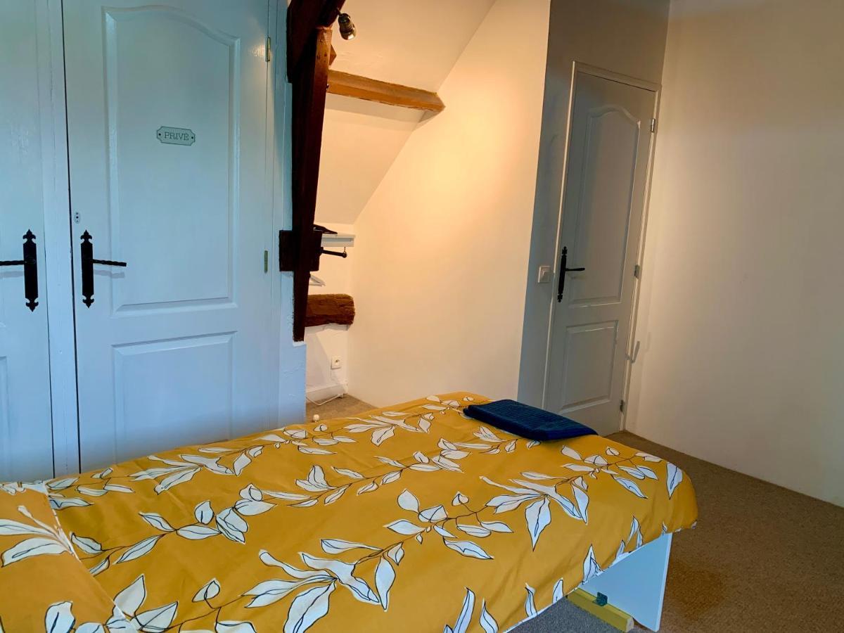 Le Bas Chesnay Chambres D'Hotes Domfront En Poiraie Zewnętrze zdjęcie