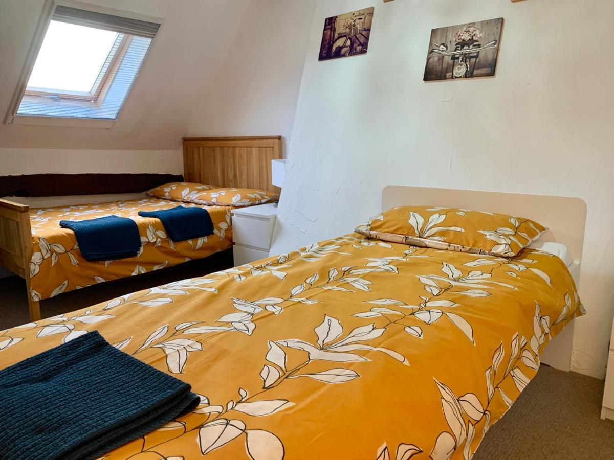 Le Bas Chesnay Chambres D'Hotes Domfront En Poiraie Zewnętrze zdjęcie